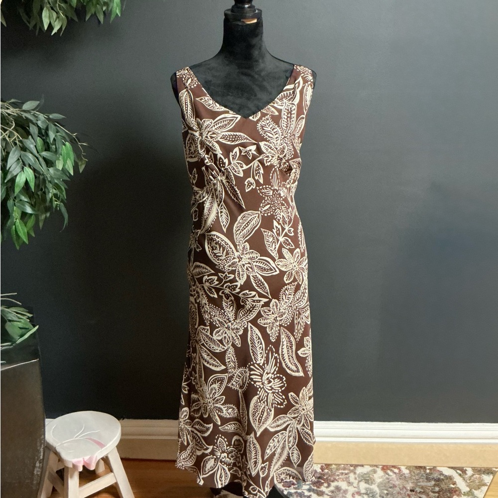Floral Brown Sleeveless Dress